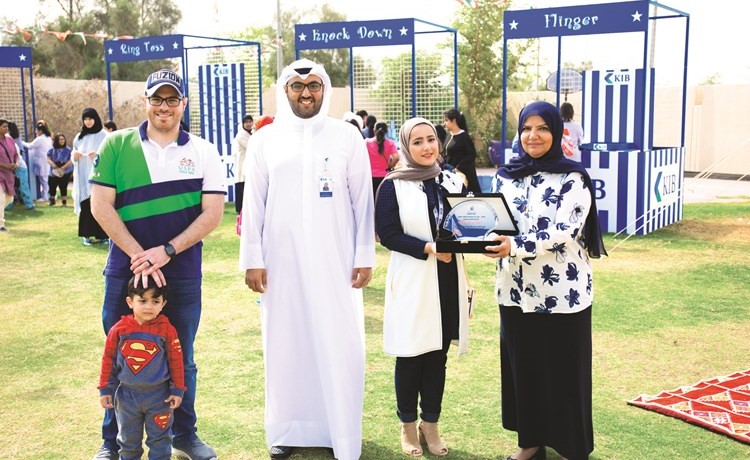 درع تكريمية﻿