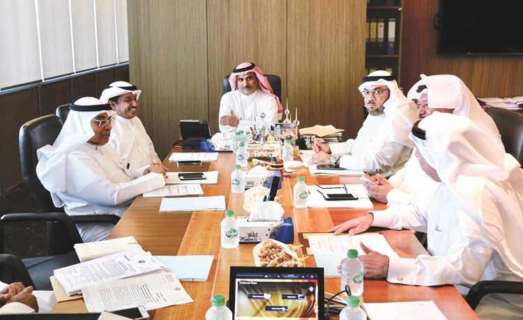 د. سعود الحربي خلال الاجتماع ﻿