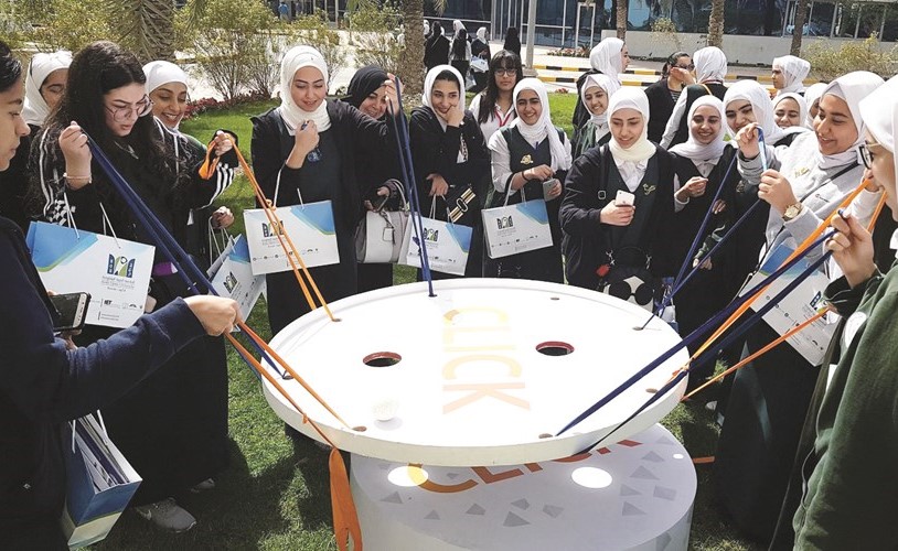 الطالبات خلال الفعالية﻿