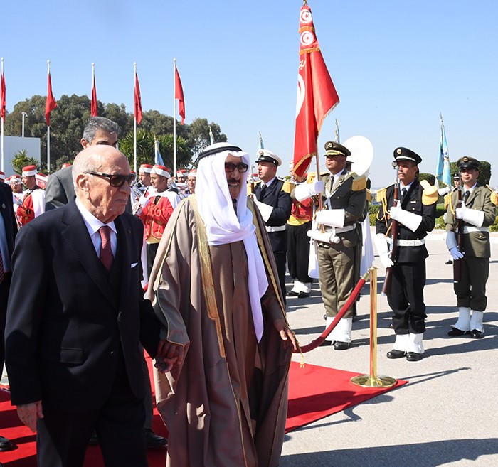 سمو أمير البلاد يغادر تونس متوجها إلى النمسا في زيارة خاصة