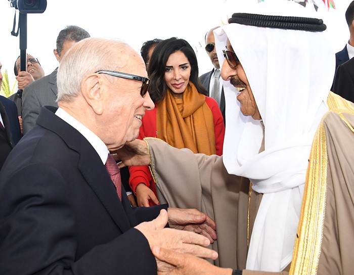 سمو أمير البلاد يغادر تونس متوجها إلى النمسا في زيارة خاصة