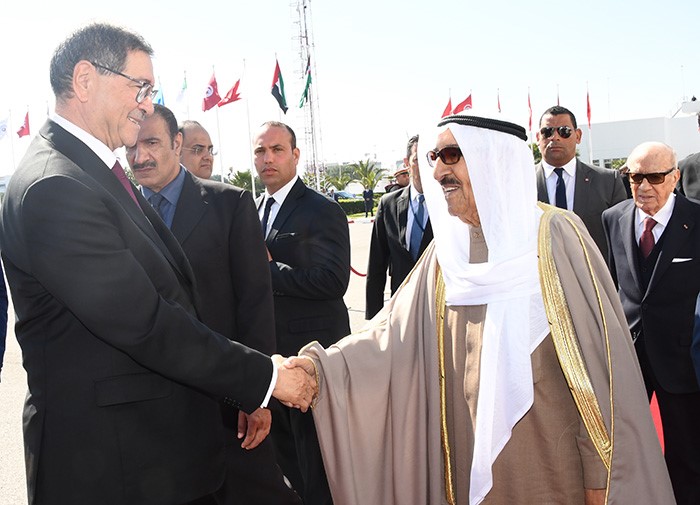 سمو أمير البلاد يغادر تونس متوجها إلى النمسا في زيارة خاصة
