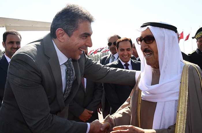 سمو أمير البلاد يغادر تونس متوجها إلى النمسا في زيارة خاصة