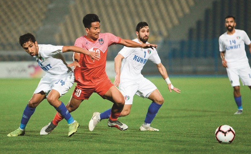 مباراتا الأزرق مع نيبال ساهمتا في رفع تصنيفه الدولي﻿
