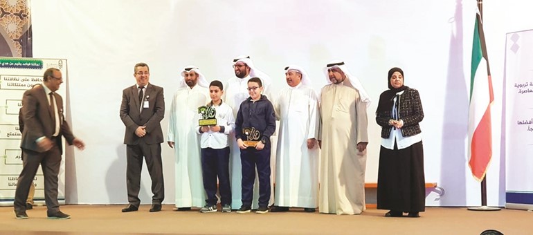 جانب من تكريم الطلبة الفائقين﻿