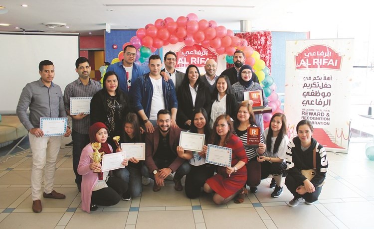 «الرفاعي» تحتفل بموظفيها المتميزين عن إنجازات عام 2018