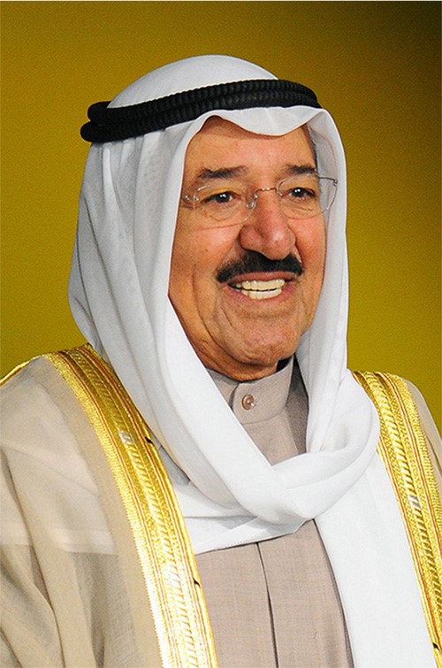 صاحب السمو الأمير يهنئ لولوة القطامي بمناسبة منحها "وسام جوقة الشرف" الفرنسي