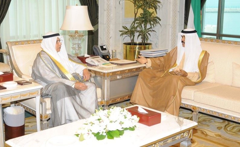 سمو نائب الامير وولي العهد الشيخ نواف الاحمد مستقبلا الشيخ خالد الجراح ﻿