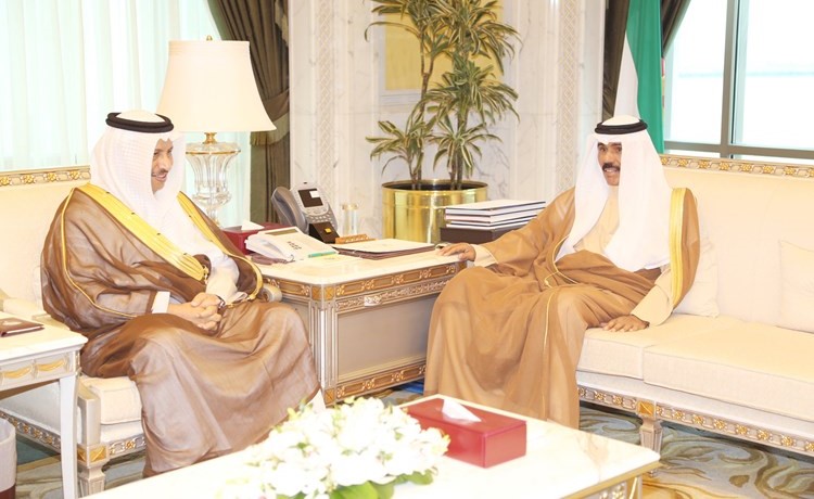 سمو نائب الامير وولي العهد الشيخ نواف الاحمد مستقبلا سمو الشيخ جابرالمبارك ﻿