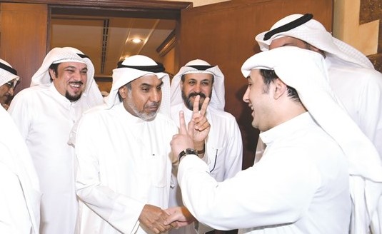 حديث باسم بين فهد الشعلة وأحمد الفضل ويبدو بندر المعطش﻿