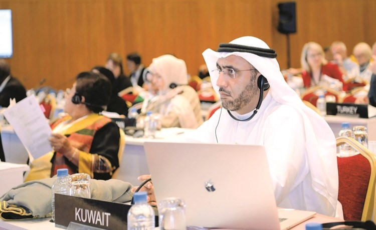 محمد الدلال مشاركا في الاجتماع﻿