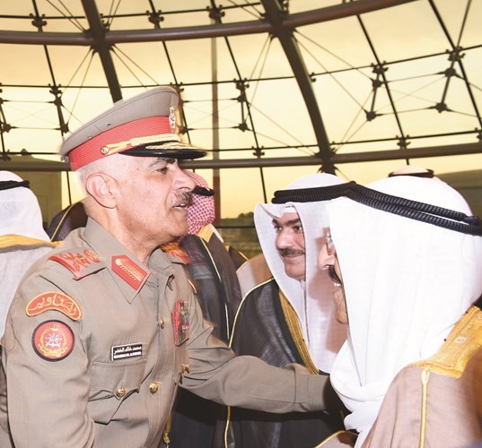 الفريق الركن محمد الخضر في استقبال صاحب السمو ﻿