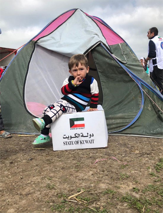 الهلال الأحمر يرسم الفرح والأمل على وجوه أطفال محافظة "كلستان" الإيرانية
