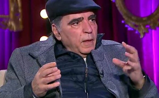 بالفيديو.. الظهور الأخير للفنان الراحل محمود الجندي.. يكشف عن سبب اعتزاله الفن