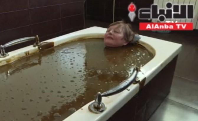 كيف تعالج آلامك بواسطة النفط ؟ وكيف اكتُشف هذا العلاج؟