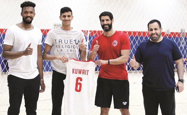 خالد الغانم وبدر العصيمي واللاعب سهو علي السهو 
