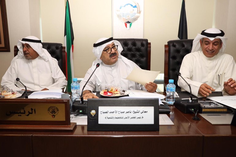 النائب الأول ووزير الدفاع يترأس الاجتماع السابع للمجلس الاعلى للتخطيط والتنمية