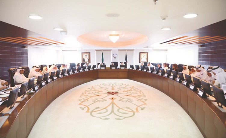 الشيخ ناصر صباح الأحمد مترئسا الاجتماع السابع للمجلس الأعلى للتخطيط والتنمية ﻿