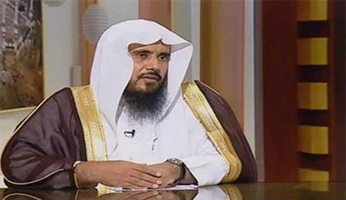بالفديو.. "الخثلان" يوضح هل يجوز اعتماد الطالب على آخرين لكتابة البحوث بمقابل مادي؟