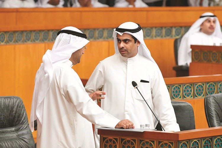 رياض العدساني ود.نايف الحجرف﻿