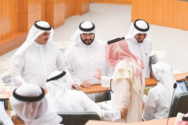 ماجد المطيري وسعدون حماد وناصر الدوسري وحمد الهرشاني﻿