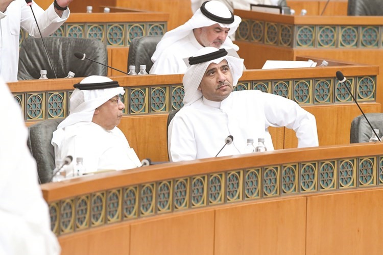 د.عودة الرويعي والشيخ خالد الجراح﻿