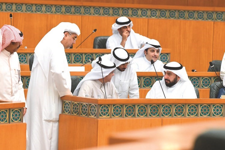 الشيخ د.باسل الصباح وسعود الشويعر ود.خليل عبدالله وخالد الشطي﻿