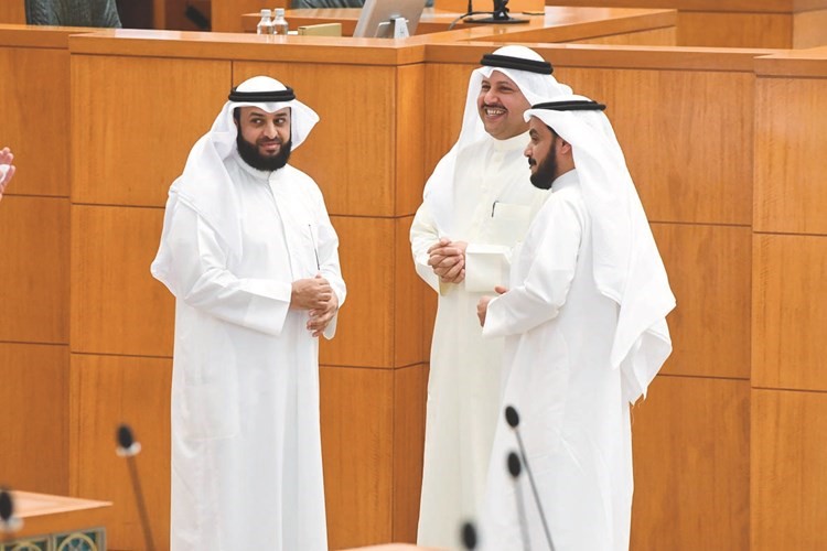 د.محمد الحويلة وطلال الجلال وعبدالله فهاد﻿