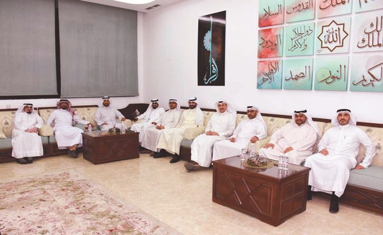 الشمري: تنسيق بين «الجمعية الصيدلية» و«الخدمة المدنية» لوضع آلية ترفيع المستويات الوظيفية للصيادلة من تاريخ الحصول على المؤهل