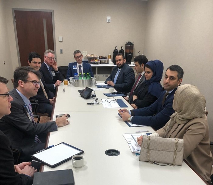 جانب من اجتماع الشيخ د.باسل الصباح مع أعضاء المكتب الصحي في لندن