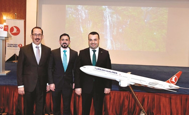 الزميل محمد بسام الحسيني متوسطا محمد بالتو وروبير حايك ﻿