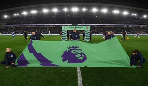 لاعب جزائري ضمن قائمة أسوأ الصفقات في الدوري الإنكليزي