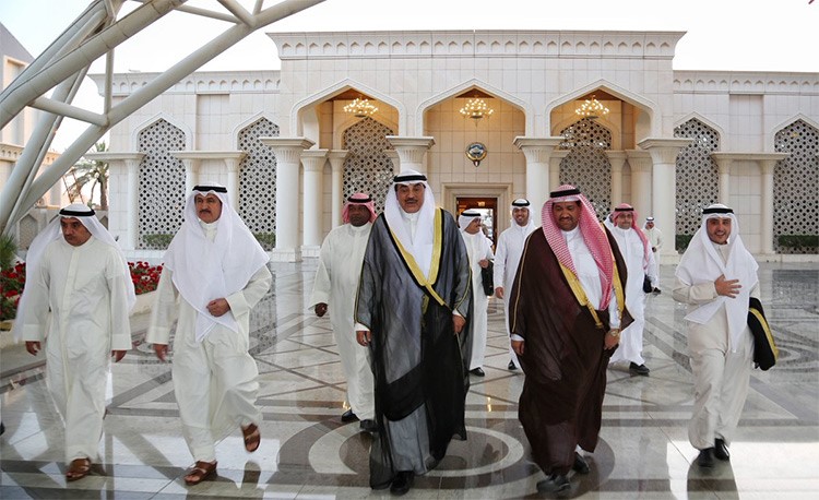 الخالد يتوجه للبحرين للمشاركة بالدورة الـ 10 للجنة العليا المشتركة