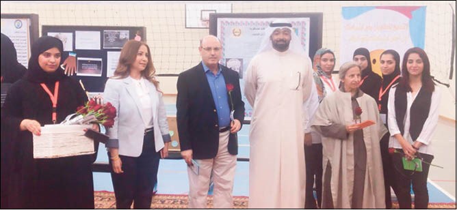 تقييم فعالية مشروع «قيم إنسانية» بالجامعة