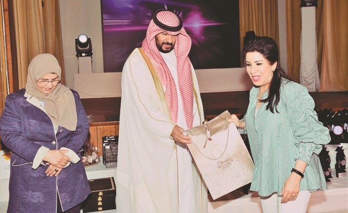 «التجاري» دعم الحفل الختامي لأنشطة التوجيه الفني للزهرات والمرشدات