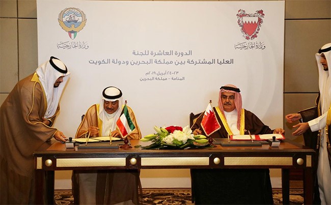 الكويت والبحرين توقعان 8 وثائق تعاون ضمن اجتماع اللجنة العليا المشتركة بالمنامة