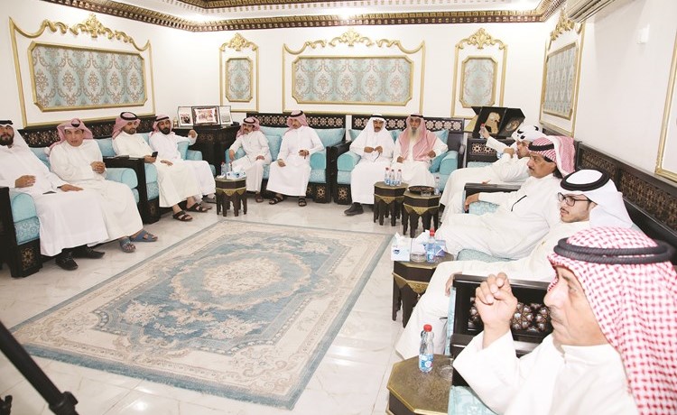 جانب من الحضور في الندوة (زين علام)﻿