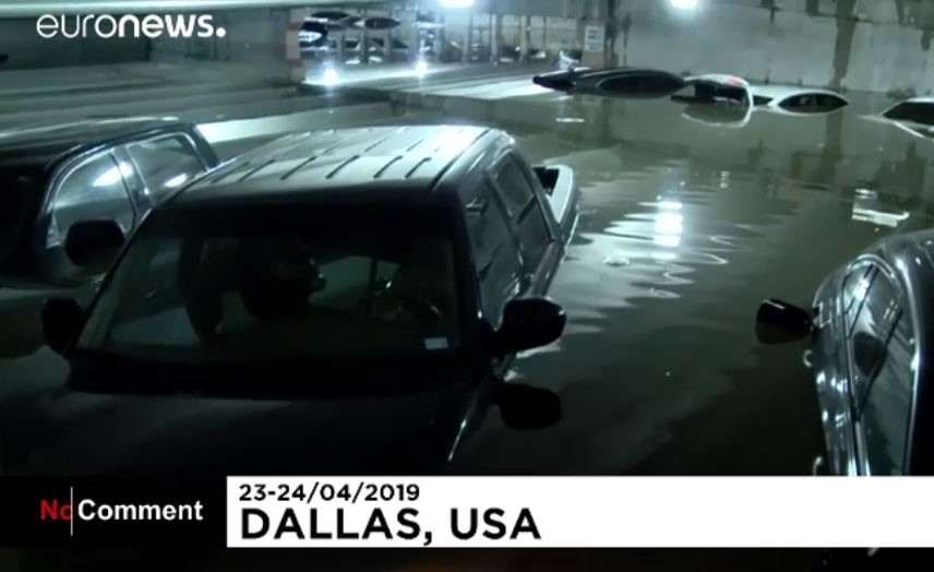 بالفيديو..  عواصف ممطرة تضرب تكساس