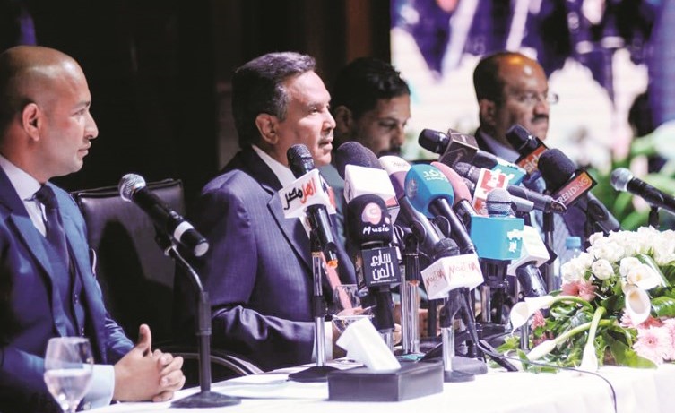 جانب من المؤتمر الصحافي لفنان العرب محمد عبده الذي عقد القاهرة﻿