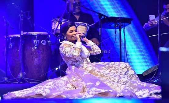 بالفيديو.. شيرين عبدالوهاب في حفل الرياض: اسكت يا بؤي