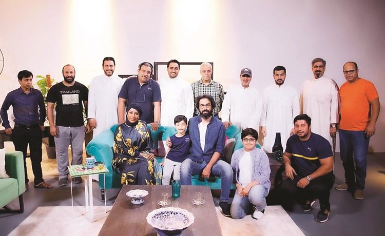 لقطة جماعية لفريق عمل البرنامج﻿
