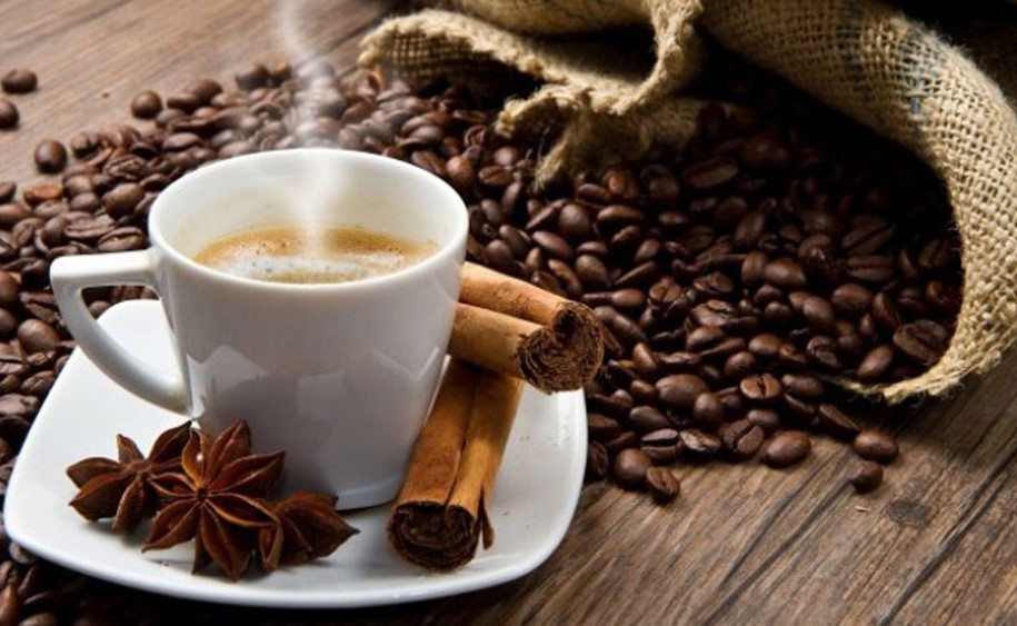 منها الخبز الأبيض والبوشار.. أطعمة عليك تجنبها بعد تجاوز الثلاثين
