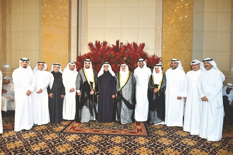 يوسف العثمان وفيصل الطبيخ وعبدالعزيز المطوع وتهنئة من جمعية المحاسبين بالمناسبة السعيدة﻿
