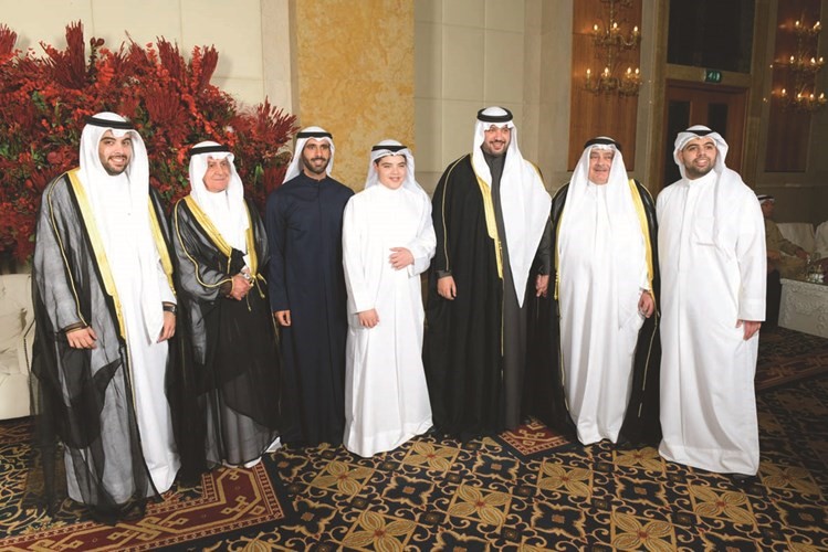 الشيخ مبارك العبدالله والشيخ مبارك فهد الجابر يهنئان﻿