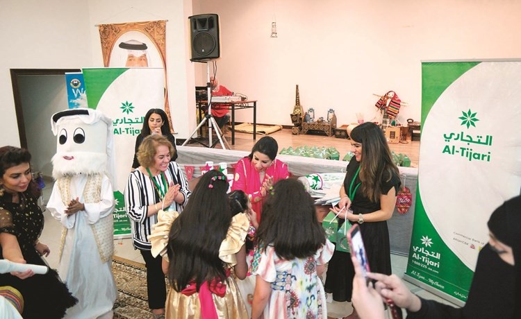 مشاركة الأطفال فرحة العيد﻿