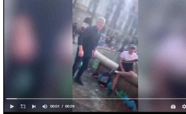 بالفيديو.. قبل لقاء "كامب نو".. معركة شوارع بين جماهير ليفربول وبرشلونة