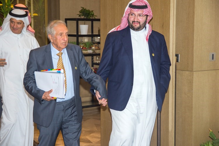عبدالعزيز بن طلال: للكويت دور رائد في تعزيز العمل العربي المشترك
