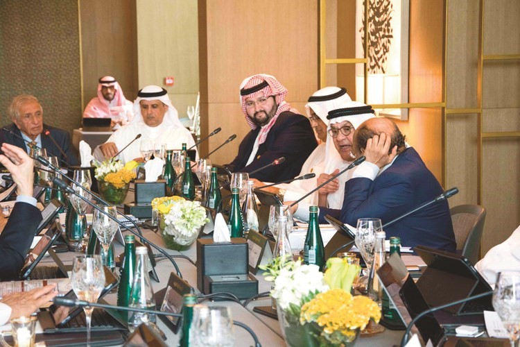 عبدالعزيز بن طلال: للكويت دور رائد في تعزيز العمل العربي المشترك
