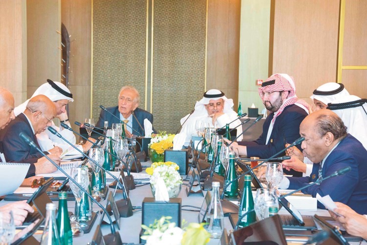 عبدالعزيز بن طلال: للكويت دور رائد في تعزيز العمل العربي المشترك
