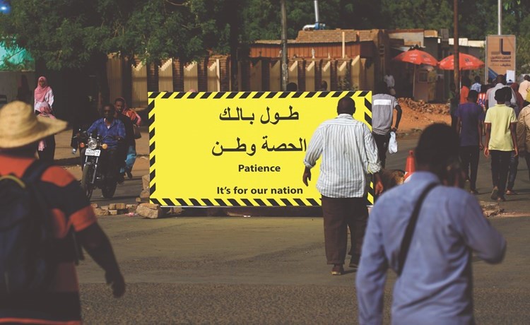 بالفيديو.. قوات «الدعم السريع» تحاول فض الاعتصام والمحتجون السودانيون يخططون لاحتجاجات رمضان